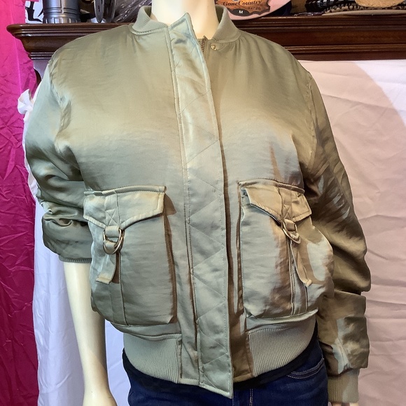 NWT House of Harlow 1960 bomber jacket olive/army green - Picture 1 of 14